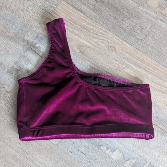 Custom Velvet Dance Top – Child Medium (8/10) - Picture 2 of 4